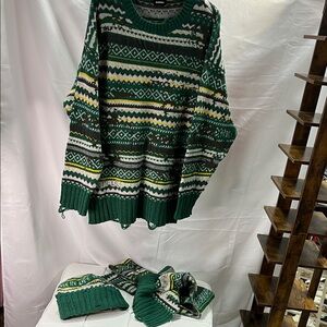 Diesel set of matching Green and White Patterned Sweater + scarf + beanie